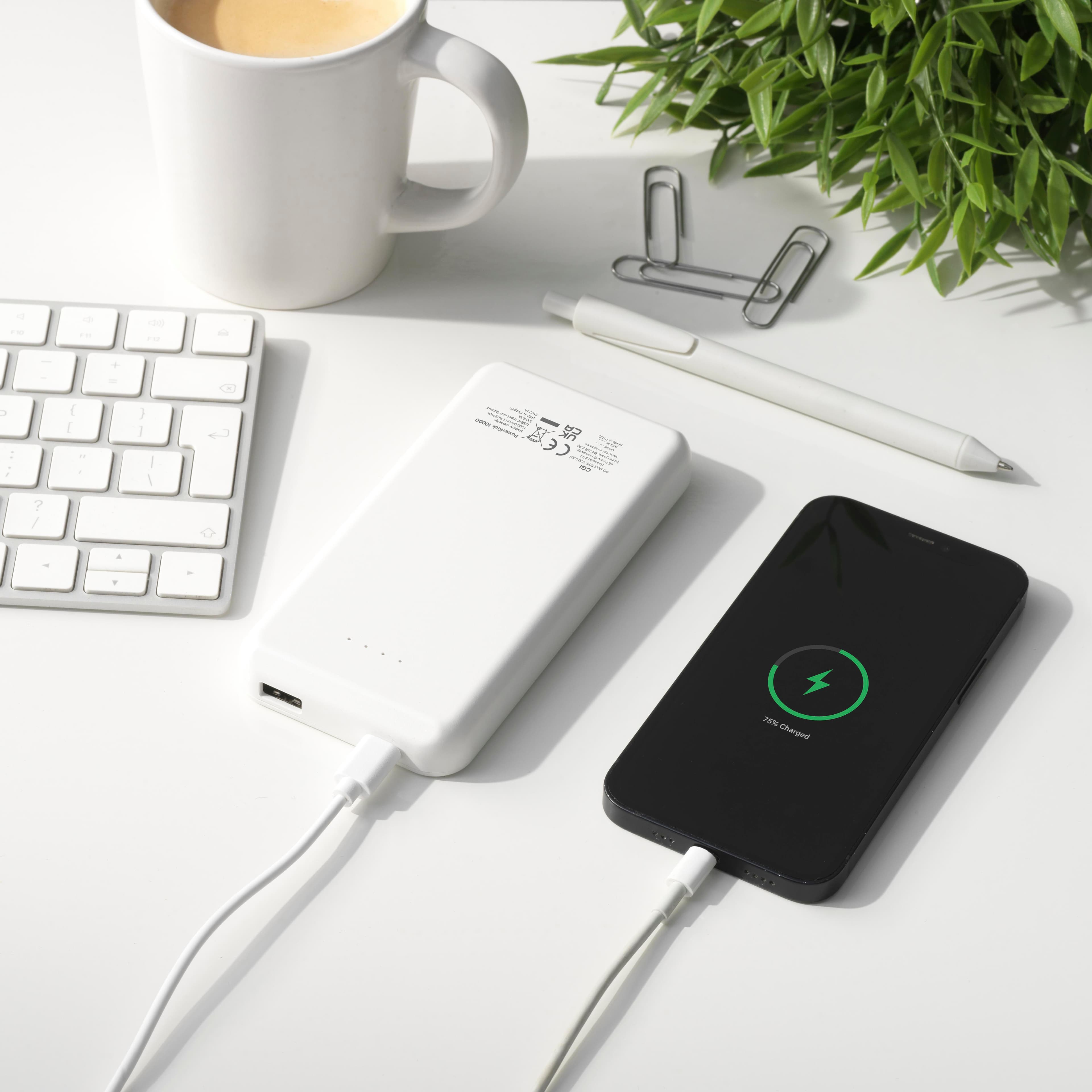 PowerKick 10000 RCS Recycled Powerbank Ladegerät