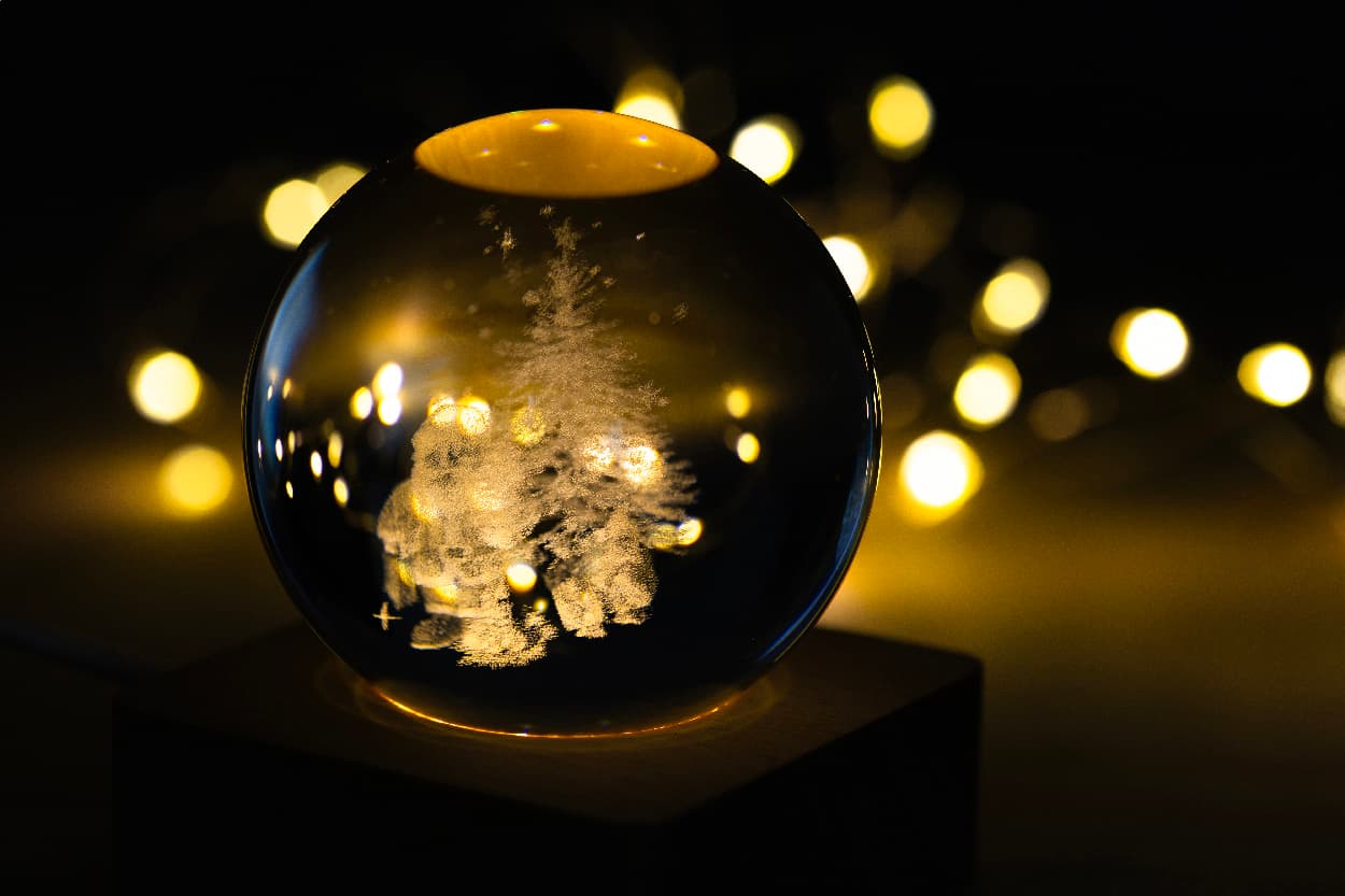 Borealis Leuchtkugel mit Weihnachtsmotiv